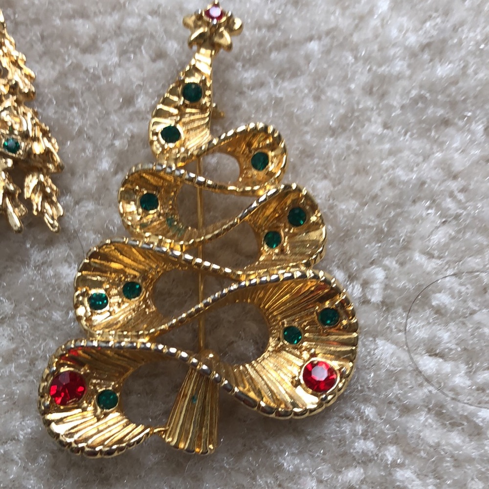 3 Christmas tree pins - Picture 2 of 5